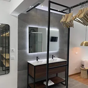 Pontinha Exclusive House Gasthof